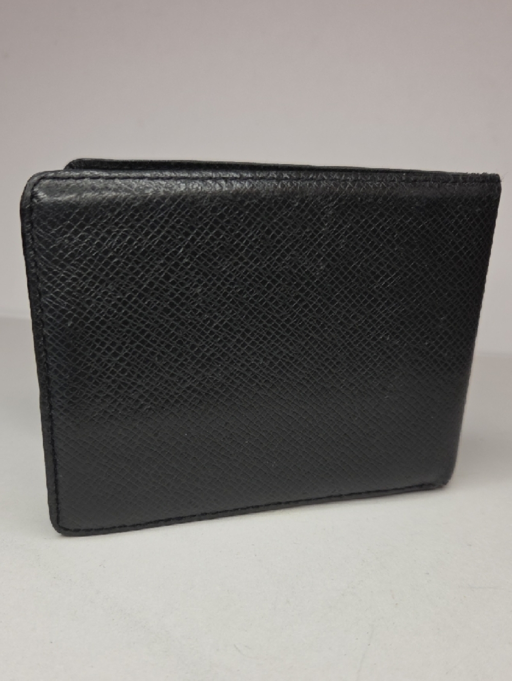 Louis Vuitton Black Taiga Textured Leather Slim Wallet - Picture 6 of 11